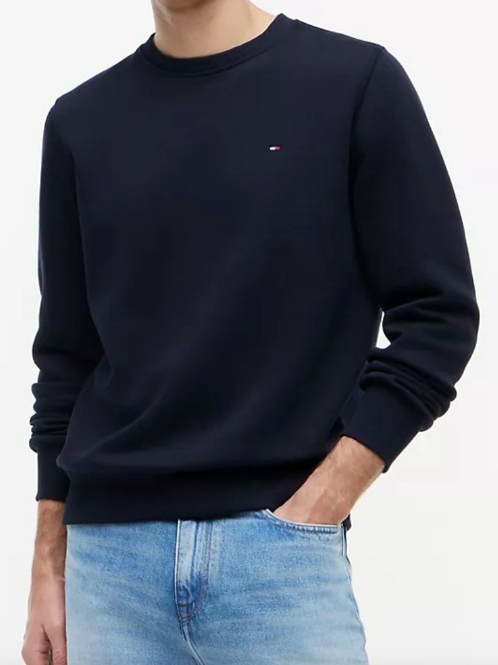 Tommy Hilfiger Men's Black Crewneck Pullover with Signature Flag M